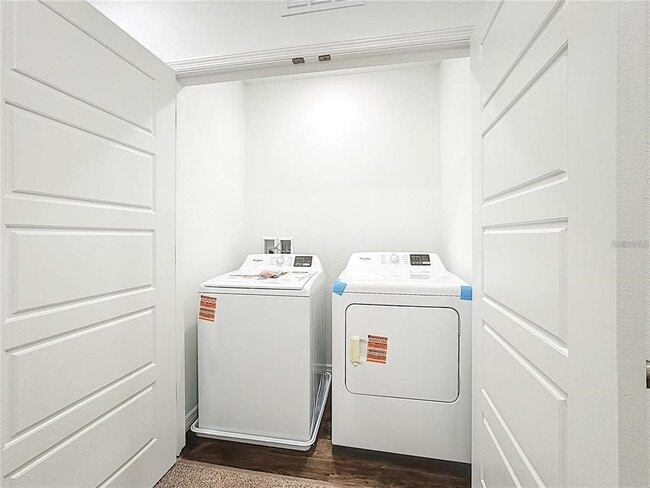 Building Photo - 2649 Olympic Ct