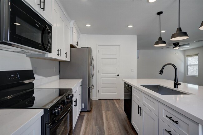 Building Photo - Brand new home! 3 bedroom, 2.5 bathroom in...