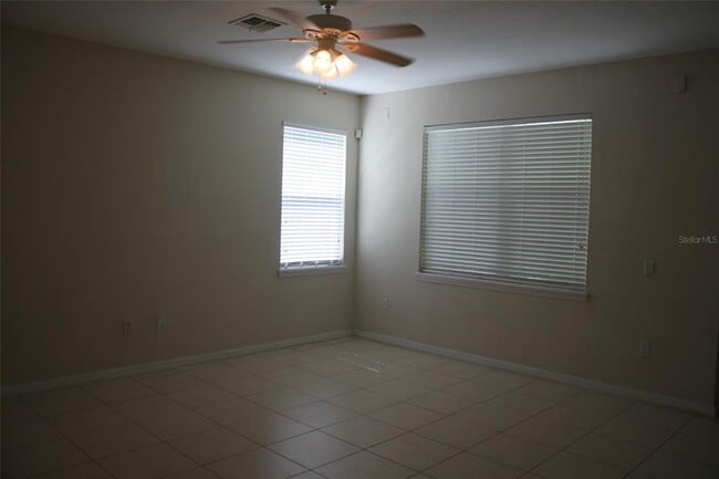 Building Photo - 3222 Hopewell Dr