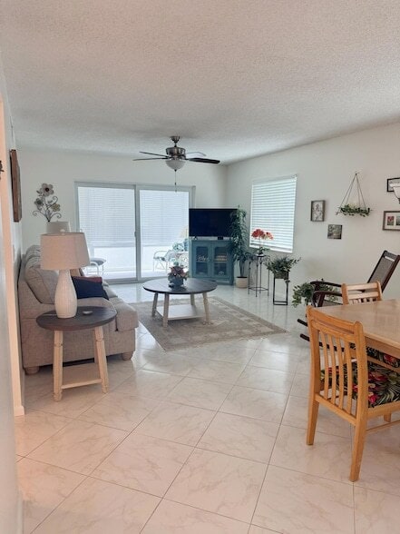 Building Photo - 2950 SE Ocean Blvd