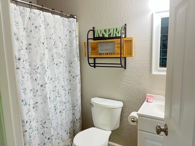 Building Photo - 4189 Sugar Pine Way