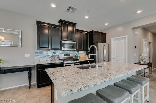 Building Photo - 545 Teovani St