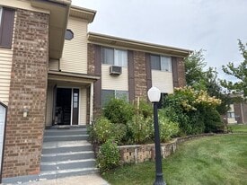 Building Photo - 5174 W 82nd Ct