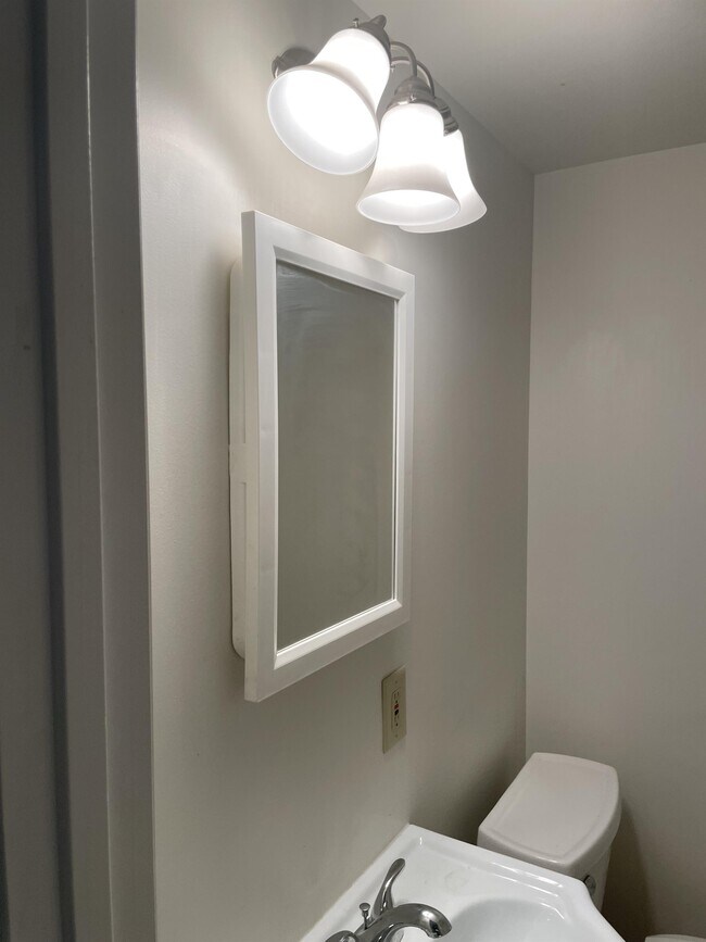 Building Photo - 1325 9th St S