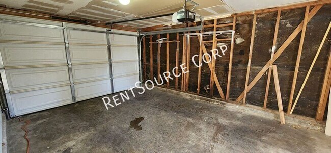 Building Photo - 44615 4th St E