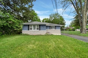 Building Photo - 272 Collingwood Ave