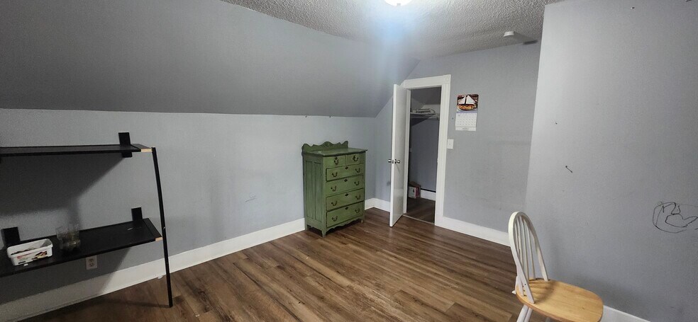 Building Photo - 49 Carmel St