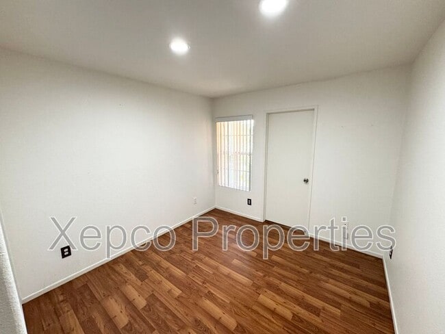 Building Photo - 82143 Pinyon Ave