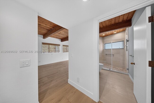 Building Photo - 8925 SW 102nd St