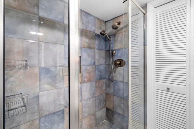 Building Photo - 4750 S Ocean Blvd