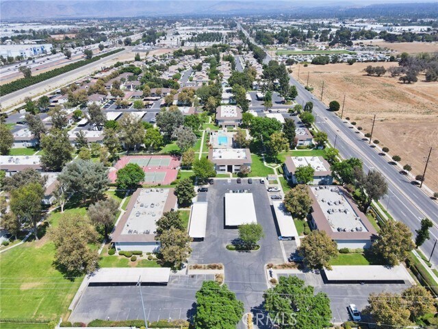 Building Photo - 26200 W Redlands Blvd
