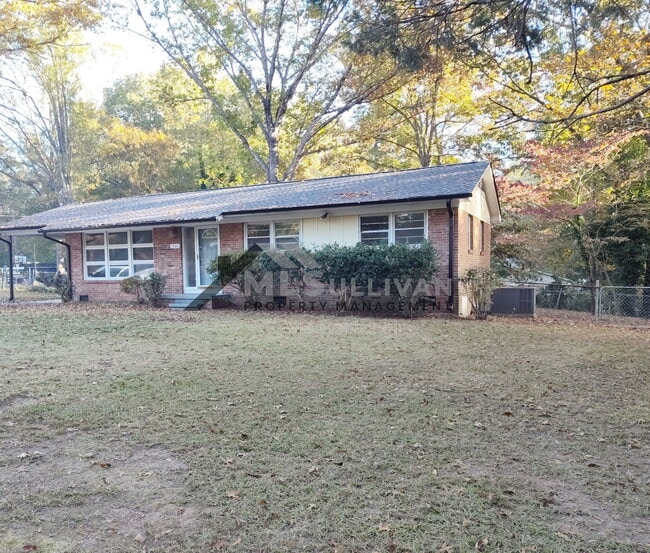 Building Photo - 1521 Euclid Rd