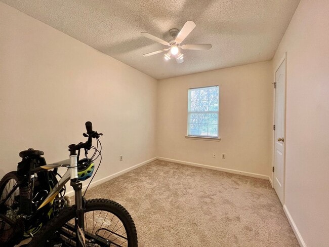 Building Photo - COMING MID-FEBRUARY 2026! (One Pet Maximum)