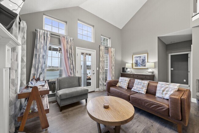 Building Photo - 5232 Estuary Ln