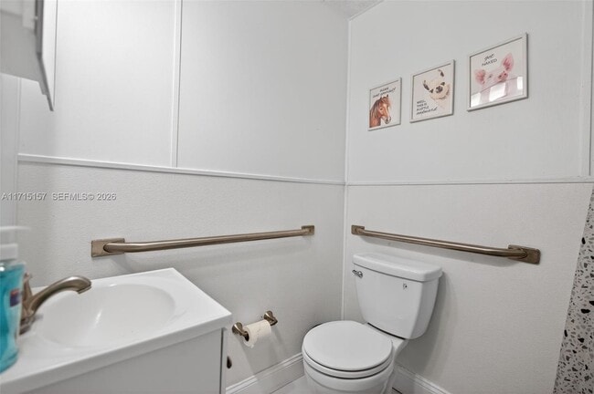 Building Photo - 3640 SW 22nd St