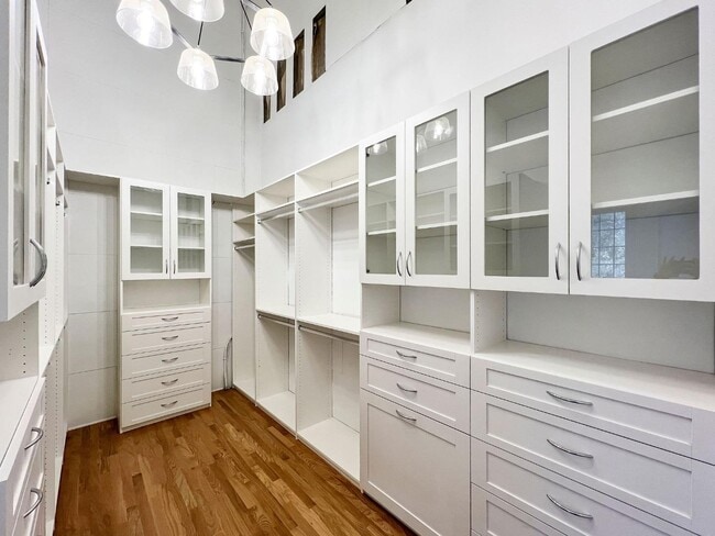 Building Photo - 85 Fagan Dr