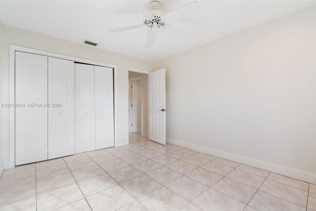Building Photo - 16035 SW 173rd Ave