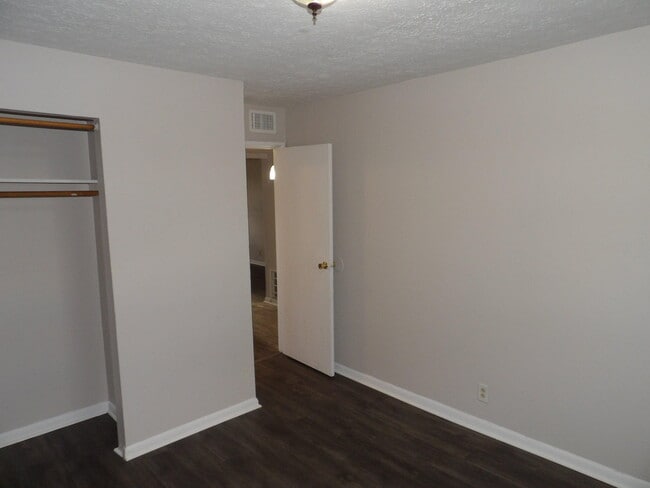 Building Photo - 302 Quachita Trail