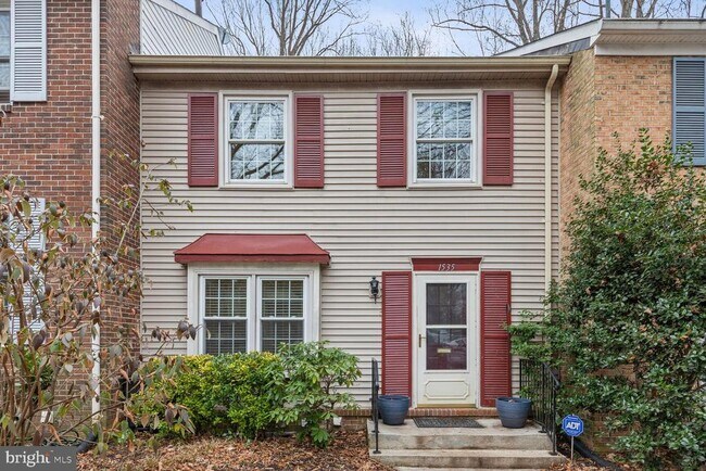 Primary Photo - 1535 Chatham Colony Ct