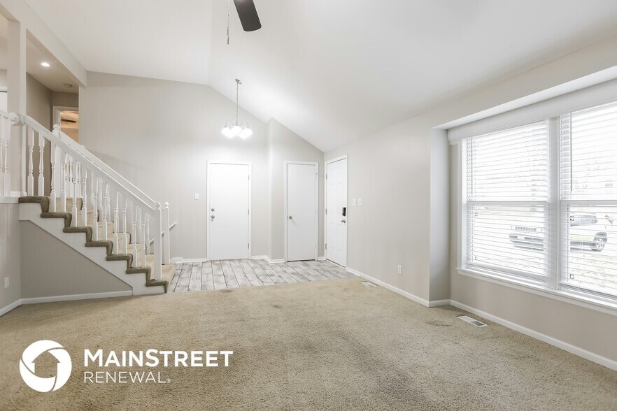 Building Photo - 410 Regency Park St