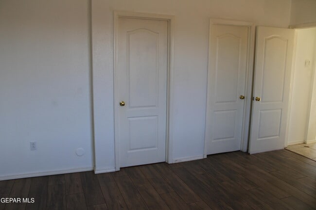 Building Photo - 13985 Sandy Rock Dr