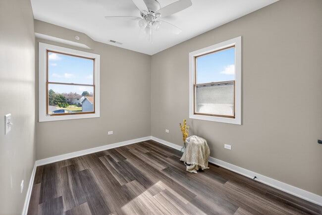 Building Photo - 1430 DeKalb Ave