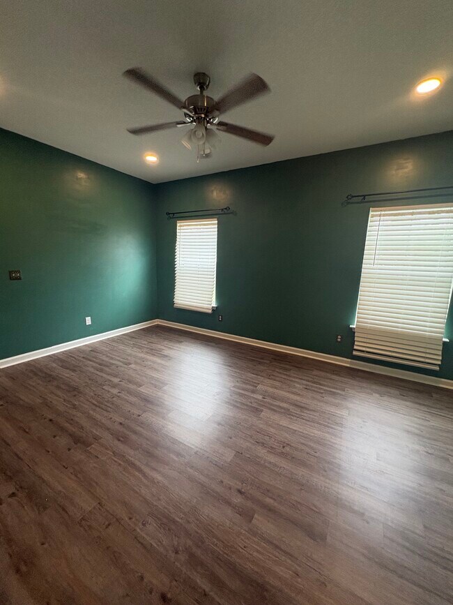 Building Photo - 369 Pecan Pointe Dr