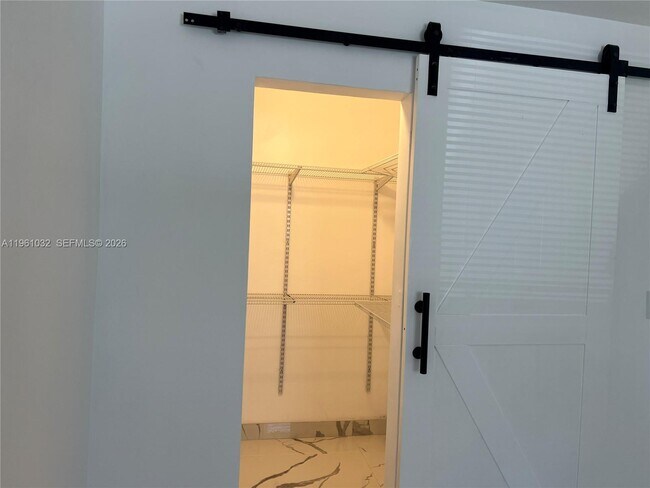 Building Photo - 8609 SW 68th Ct