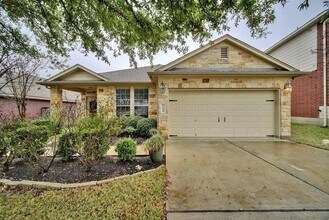 Building Photo - 1696 Stonehaven Ln