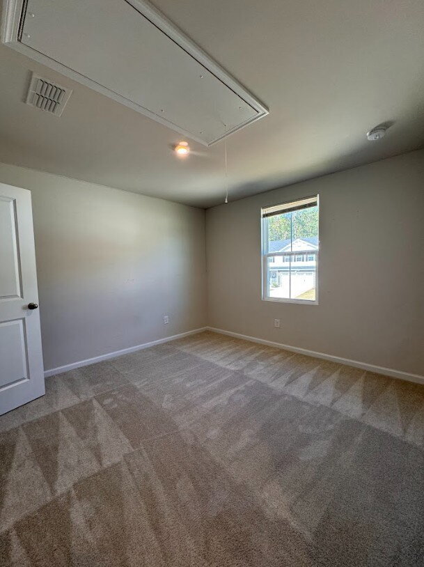 Building Photo - Charming 3-Bed, 2.5-Bath Home in Woodruff ...