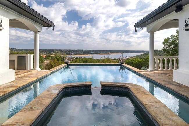 Building Photo - 1128 Thurman Bluff Dr