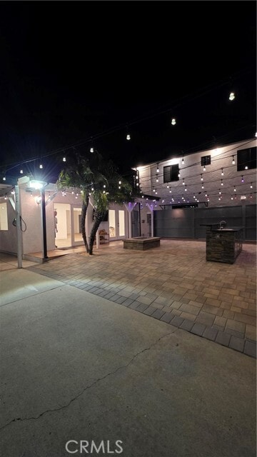 Building Photo - 18224 Chatsworth St