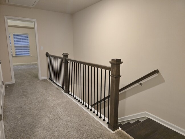 Building Photo - 883 Falls Grove Trl