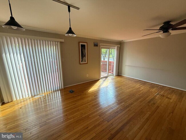 Building Photo - 7804 Old Litchfield Ln