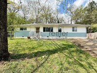 Building Photo - 3641 Thrushwood Dr