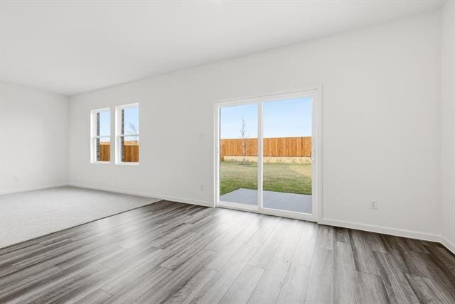 Building Photo - 2120 Mdw Pk Dr