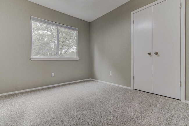Building Photo - 12430 Wycliff Ln