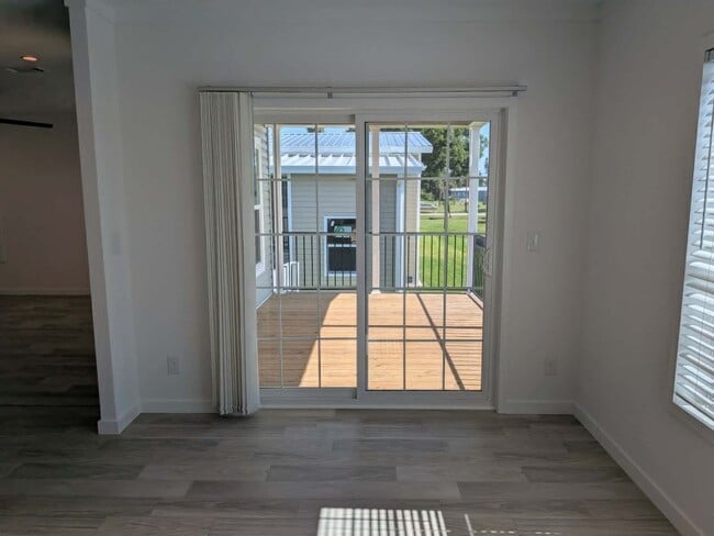 Building Photo - 5702 Blue Harbor Dr