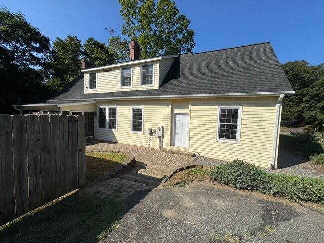 Building Photo - 207 Edgemont Ave