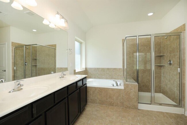 Building Photo - 4802 Elenas Bend Ct