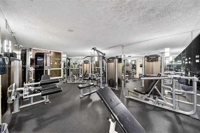 Building Photo - 6767 Collins Ave