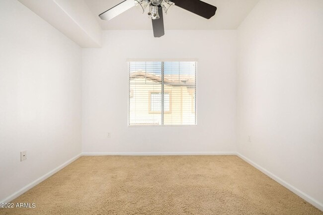 Building Photo - 1920 E Bell Rd