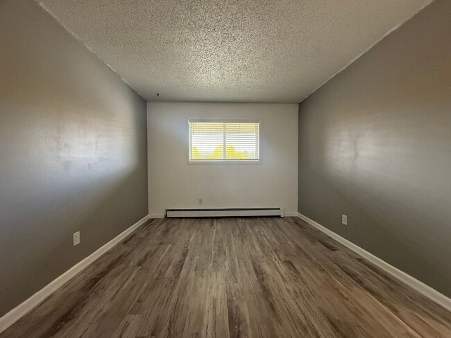 Building Photo - 5042 El Camino Dr