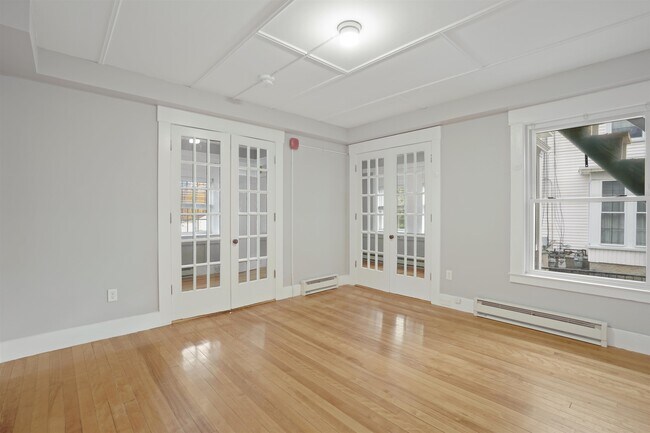 Building Photo - 3 Merrimack St