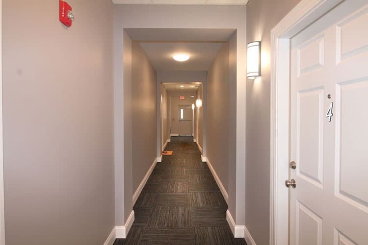 Building Photo - 117 S Main St