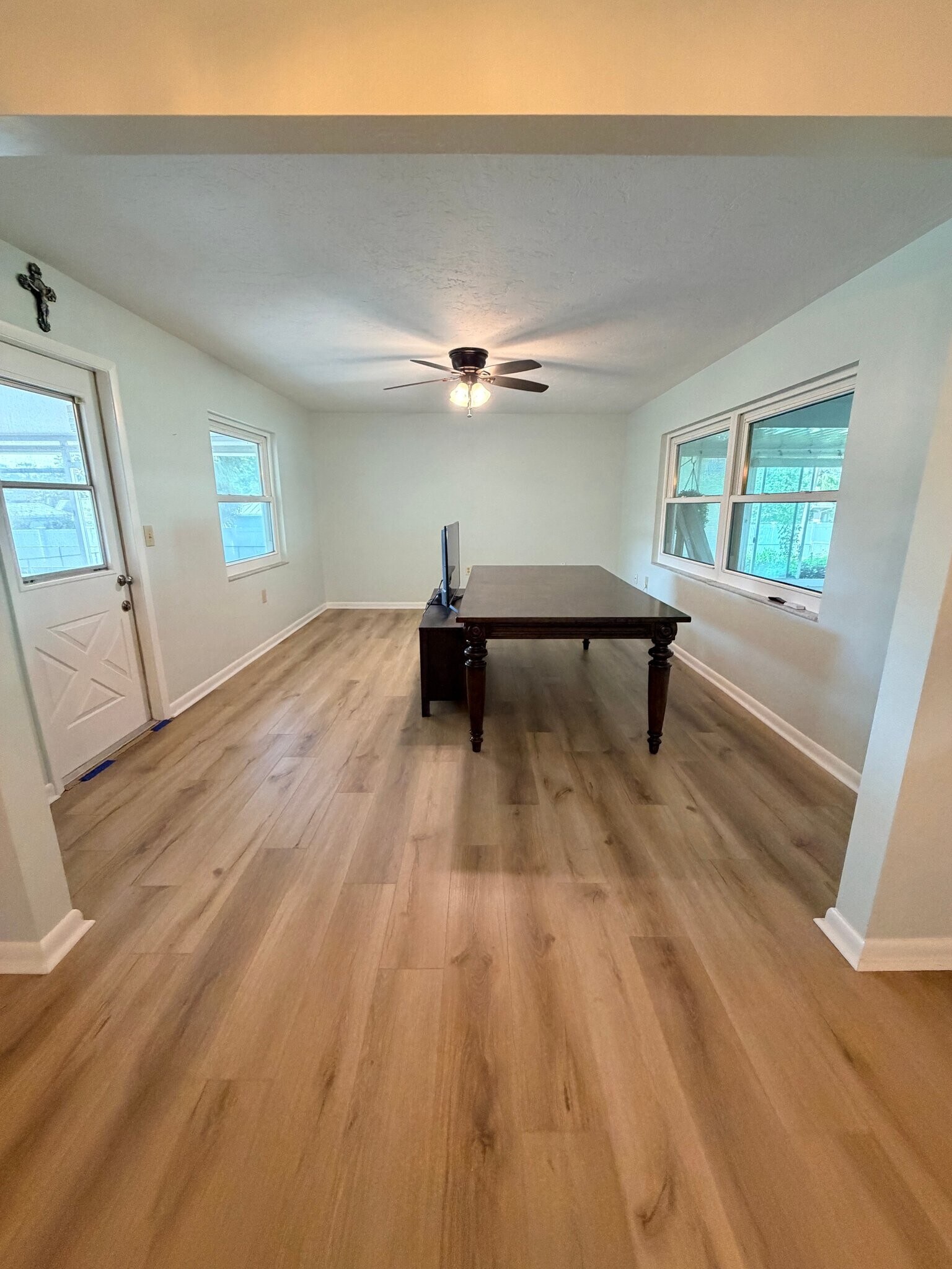 Building Photo - 653 W Buttonbush Dr