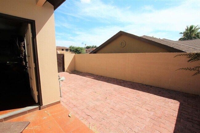 Building Photo - 510 Shiloh Dr