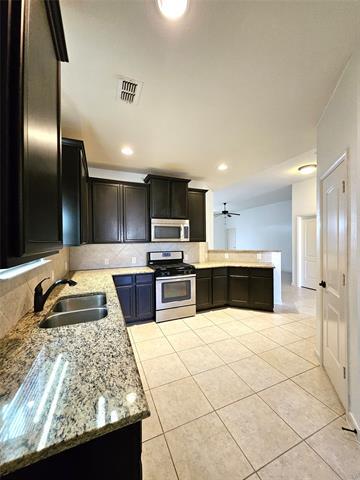 Building Photo - 439 Lipizzan Ln