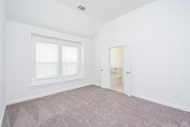 Building Photo - 5115 Murillo Dr