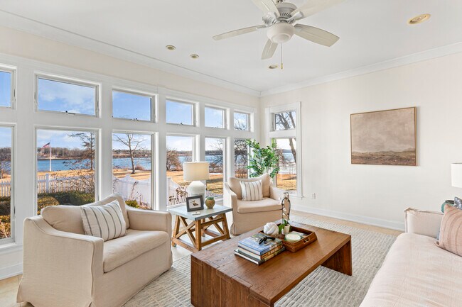 Building Photo - 35 Old Flds Wy